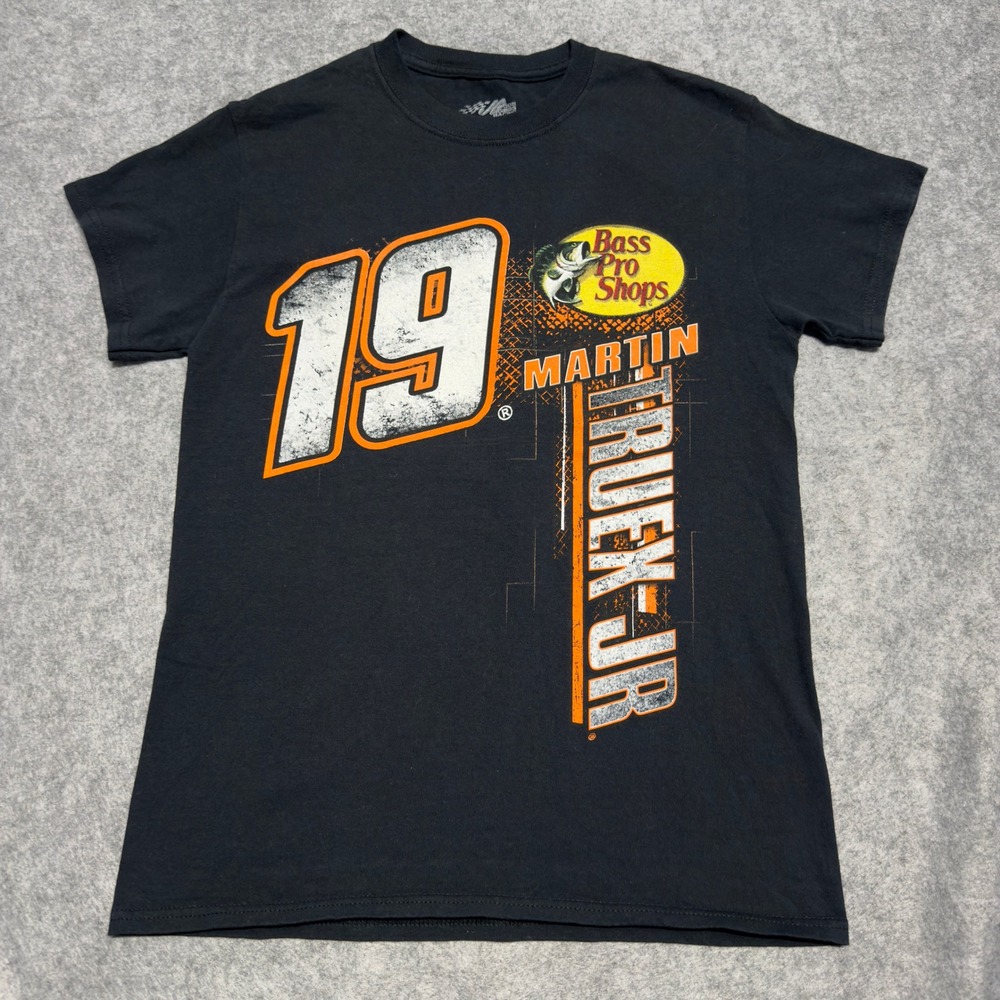 Martin Truex Jr 19 Bass Pro Shops 2020 NASCAR Cup Series Schedule T-Shirt Mens S